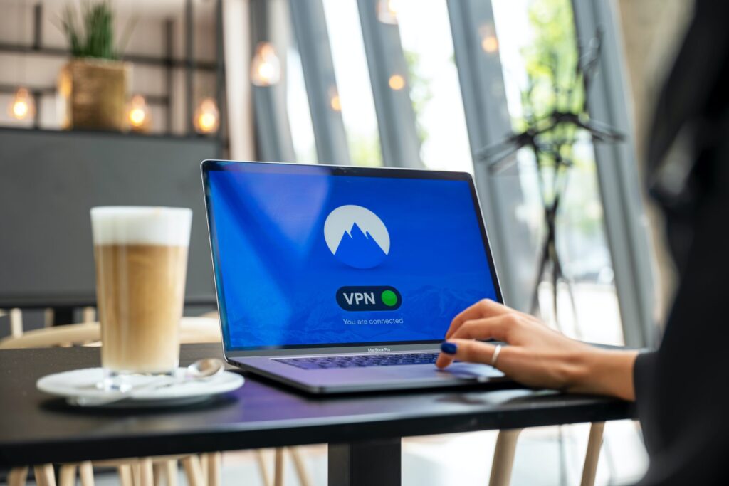 VPNとは何か？基本的な仕組みとは