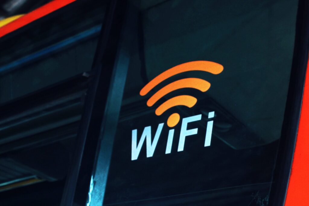 無線（Wi-Fi）接続のメリットとデメリット